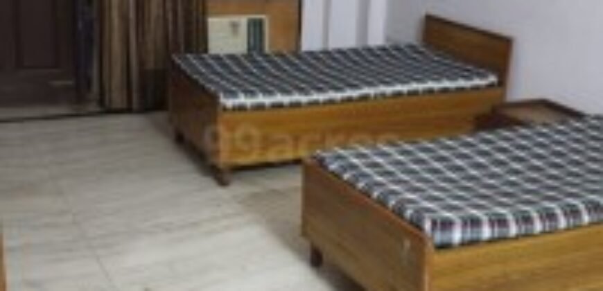 Private Room for Girls & Boys Paying Guest in 1 BHK Independent House/Villa in DLF CITY PHASE 2,