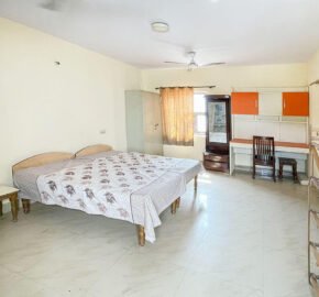 Shared Room for Girls & Boys Paying Guest in 1 BHK Residential Apartment in Goyal Nest