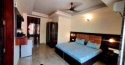 Shared Room for Girls Paying Guest in 4 BHK Residential Apartment in Orchid Petals