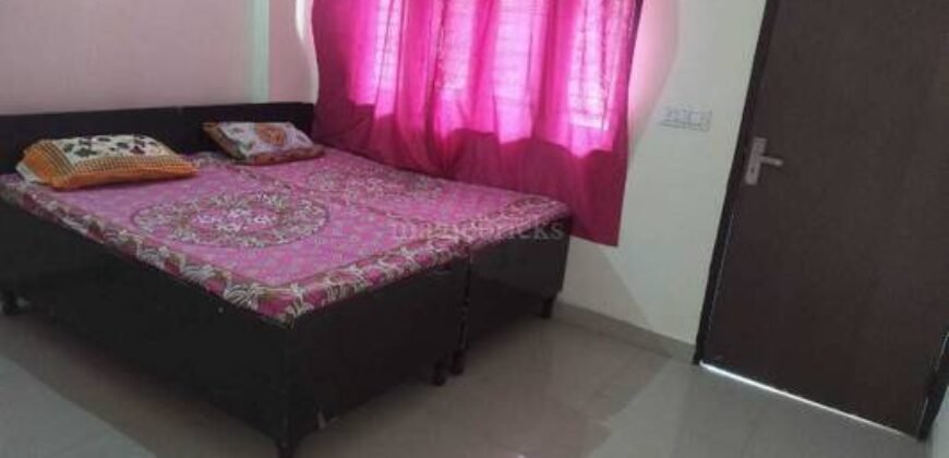 Shared Room for Girls Paying Guest in 3 BHK Independent House/Villa