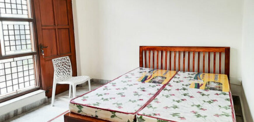 Shared Room for Girls Paying Guest in 3 BHK Independent House/Villa