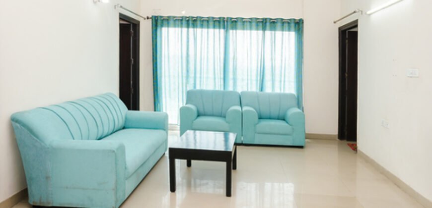 Private Room for Girls Paying Guest in 1 BHK Residential Apartment in Amrapali Silicon City
